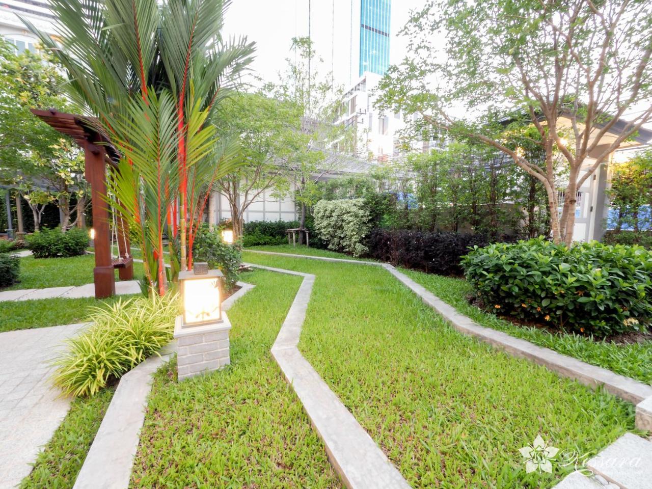 Kessara Hotel Bangkok Exterior foto